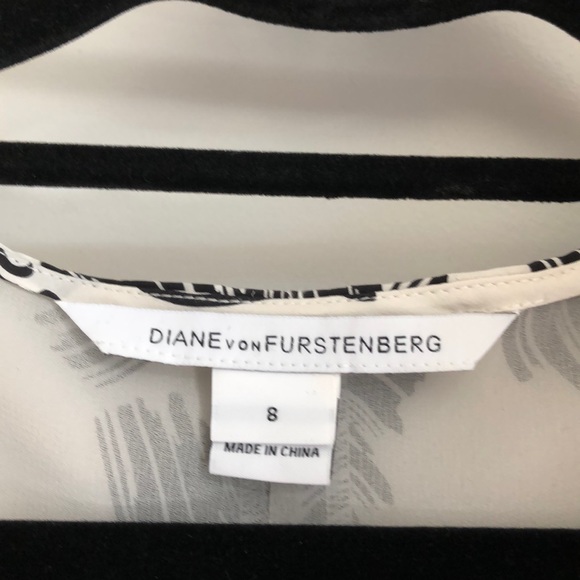 Diane Von Furstenburg silk dress - Size 8 - Picture 2 of 4